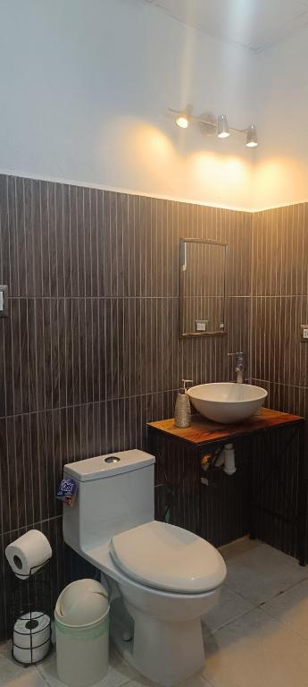 Koupelna v ubytování Mi casa, tu casa