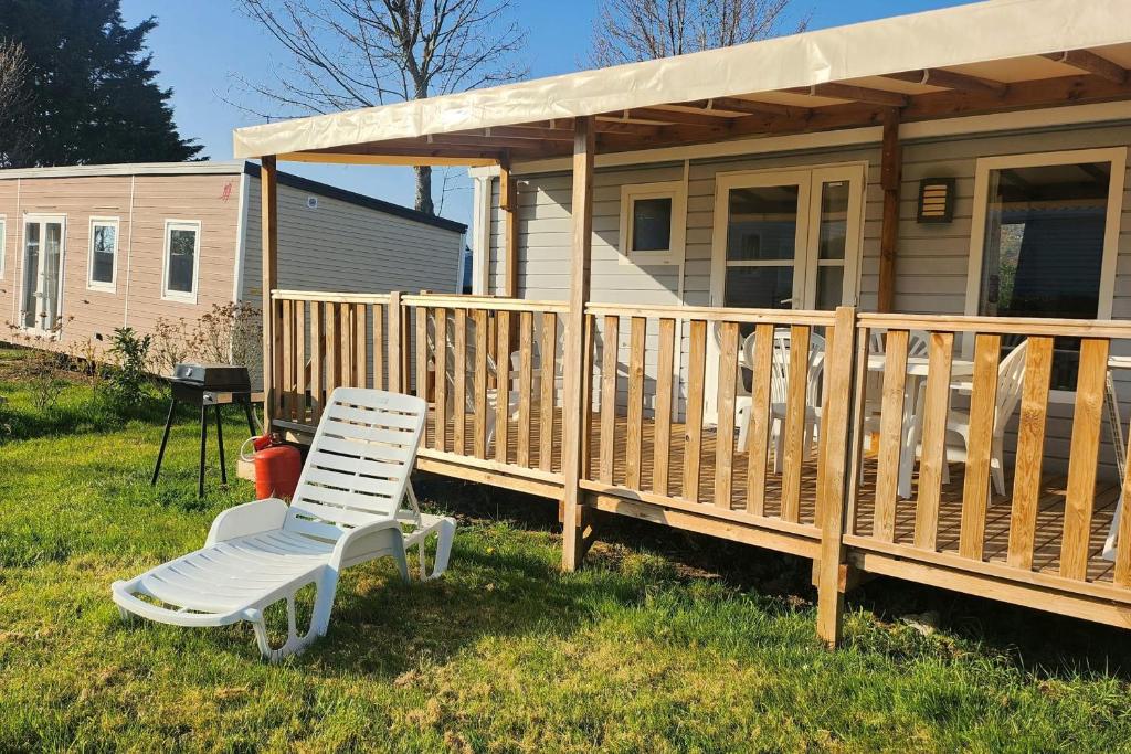 Photo de la galerie de l'établissement Charming mobile home near beach Houlgate, à Houlgate