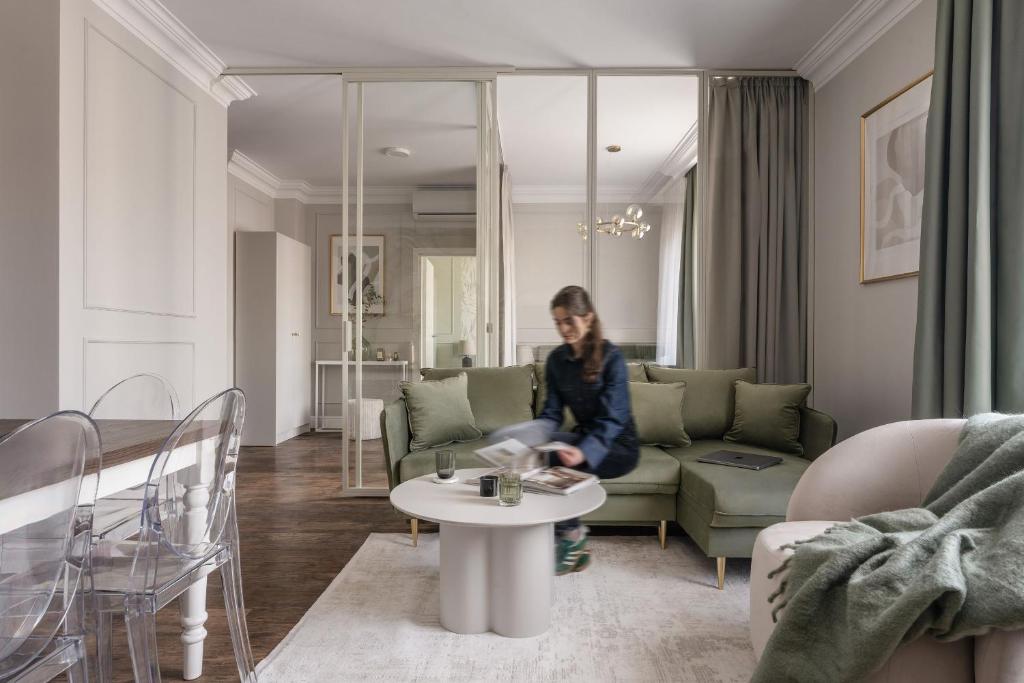 District17 - LoftAffair Collection - Resim 1