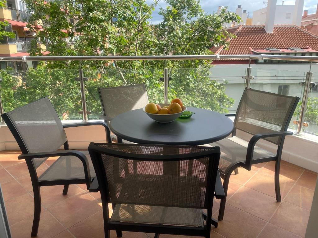 Balkón nebo terasa v ubytování APARTAMENTO EN EL CENTRO CERCA DE La PLAYA