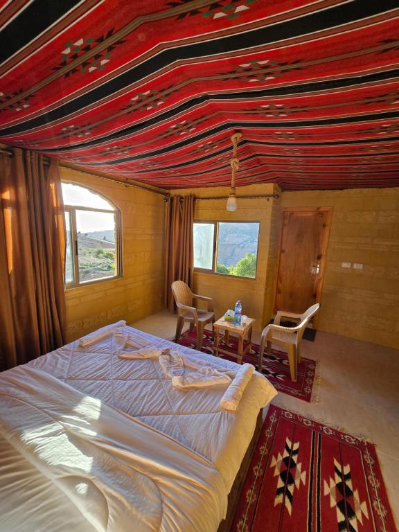 Postel nebo postele na pokoji v ubytování Dana horizon hotel