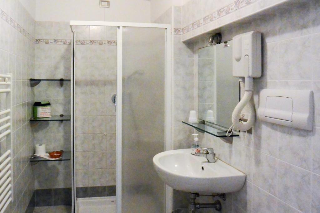 Koupelna v ubytování Albergo Meublè Abatjour