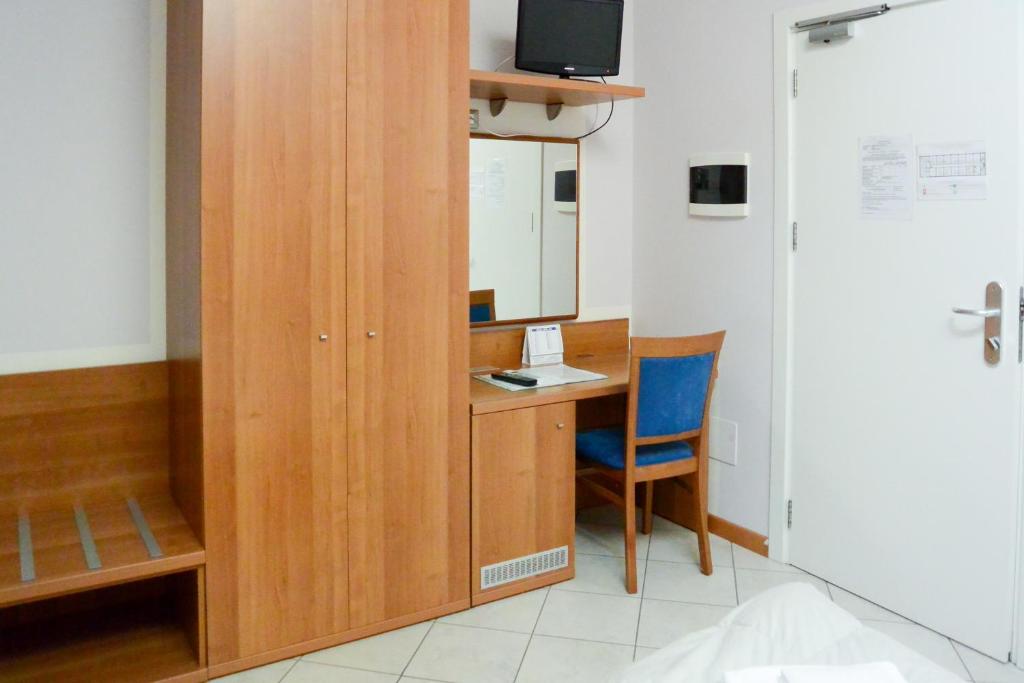 Kuchyň nebo kuchyňský kout v ubytování Albergo Meublè Abatjour