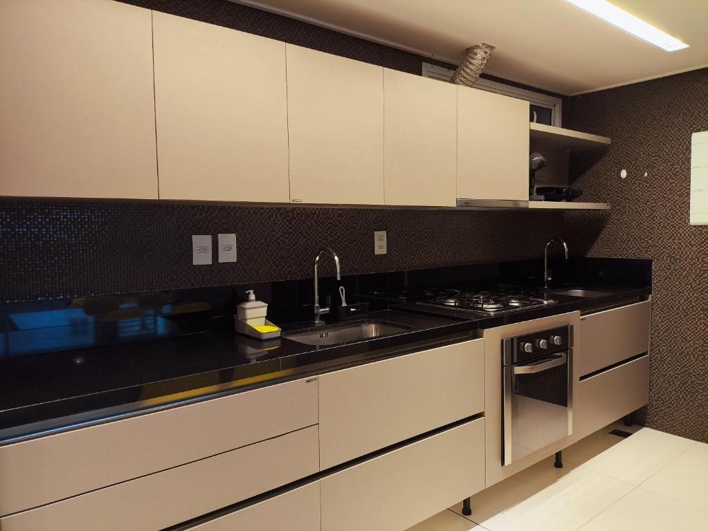 Luxo à beira-mar no Solar Tambaú - One-Bedroom Loft Apartment With One Queen Bed