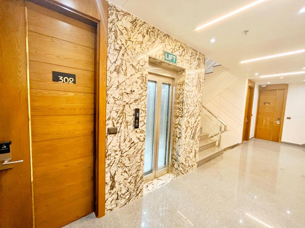 Fotografie z fotogalerie ubytování Mehul- A, Luxurious Stay 5 Mint From Railway Station New Delhi v Novém Dillí