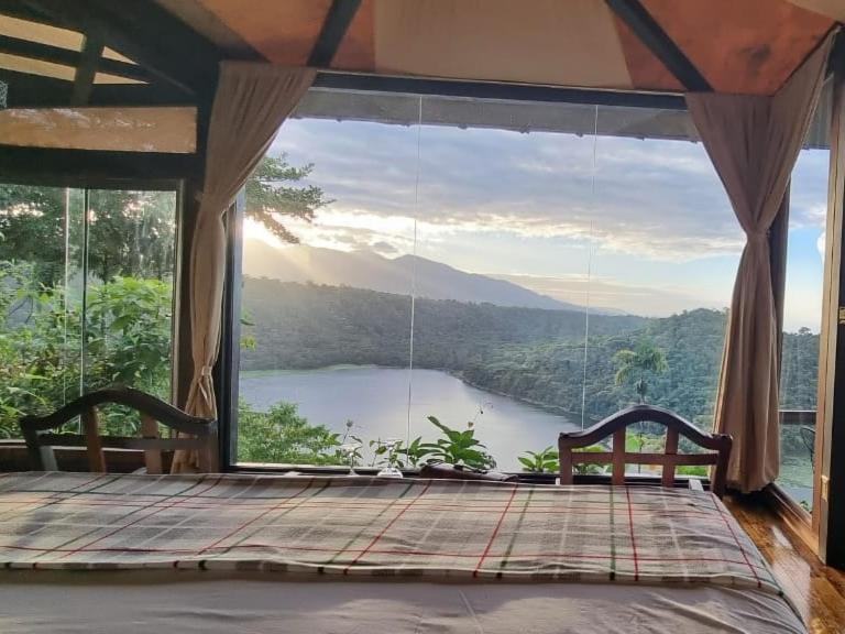Příroda nedaleko luxury tent