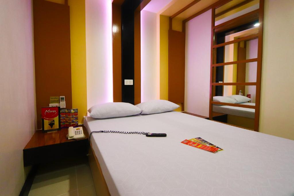 Hotel Sogo Cebu - Deluxe Room