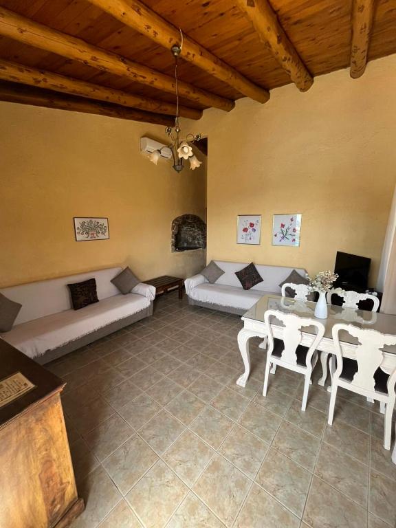 Posezení v ubytování Velanos Villas