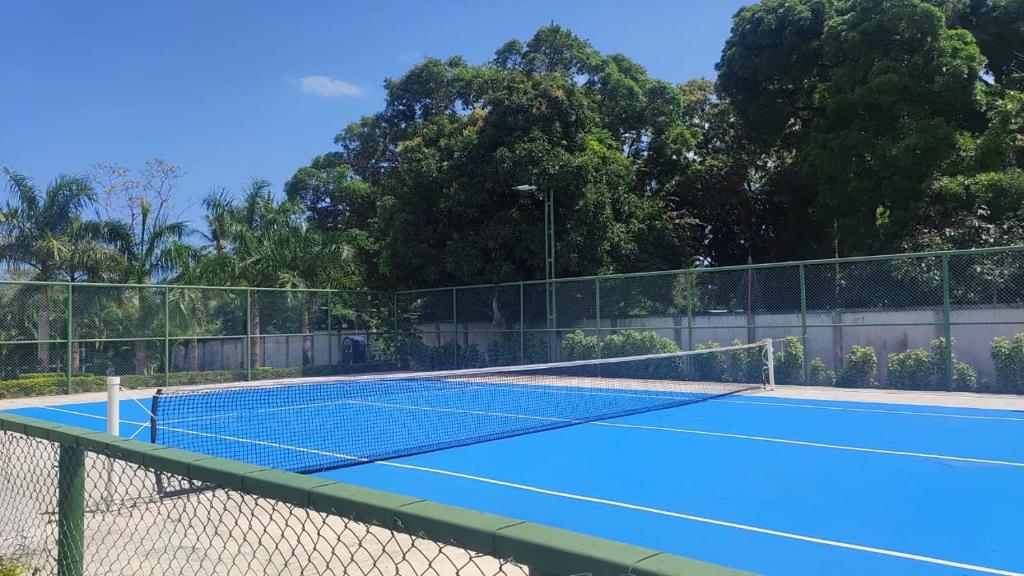 Tenis a/nebo squash v ubytování Las Islas de Punta barco nebo okolí