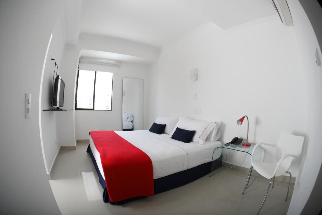 Postel nebo postele na pokoji v ubytování Zalmedina Hotel