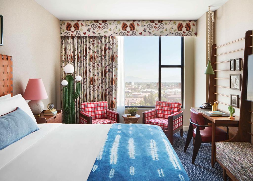 Graduate by Hilton Tucson - 