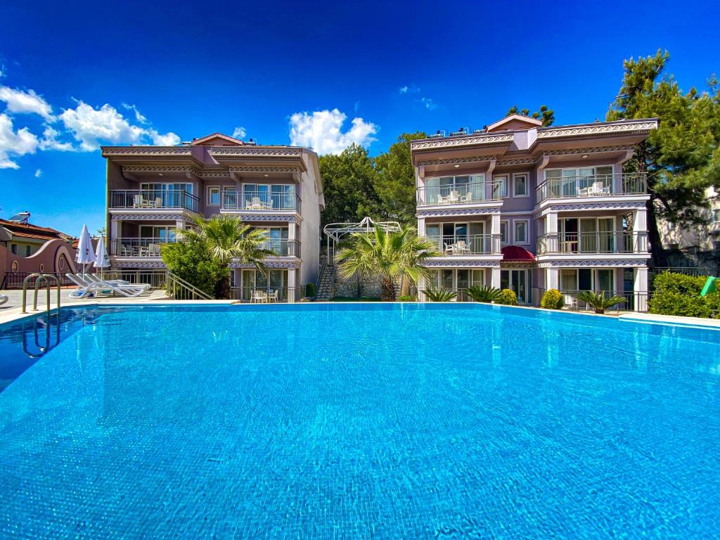 Πισίνα στο ή κοντά στο Zehra Hotel