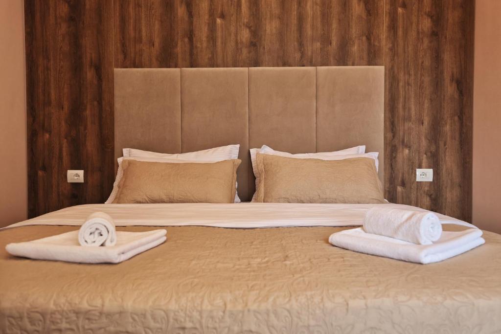 Postel nebo postele na pokoji v ubytování Vila Casablanca - Boutique Hotel & Restaurant
