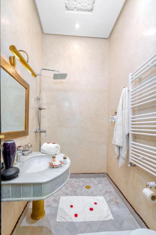 Koupelna v ubytování Riad Diamond Of Marrakech & Spa