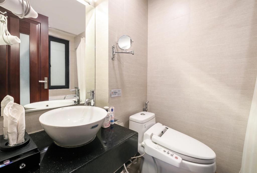 Koupelna v ubytování A25 Hotel - 88 Nguyễn Khuyến