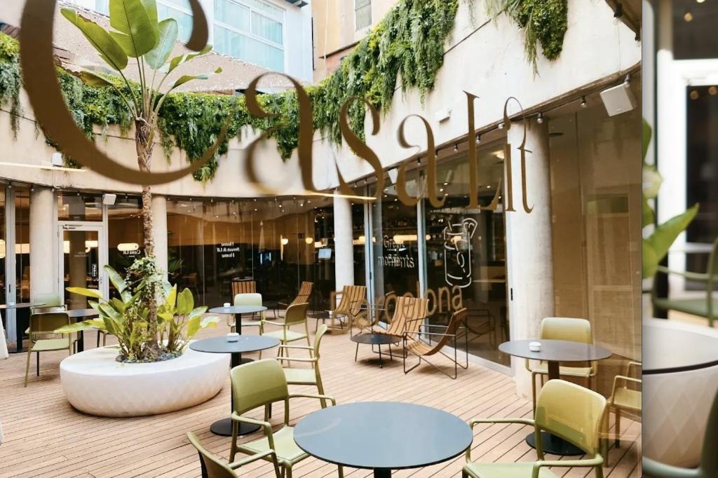 Casa Lit Barcelona - Resim 17