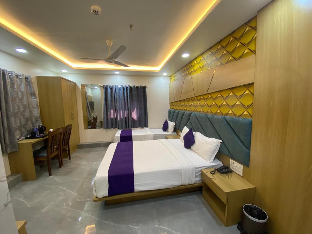 لابی و فضای عمومی Hotel BKC Gold View Near Bandra Kurla Complex - تصویر ۵