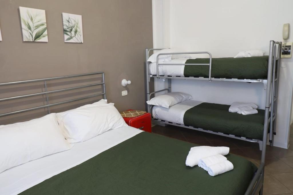 Postel nebo postele na pokoji v ubytování Fasthotel