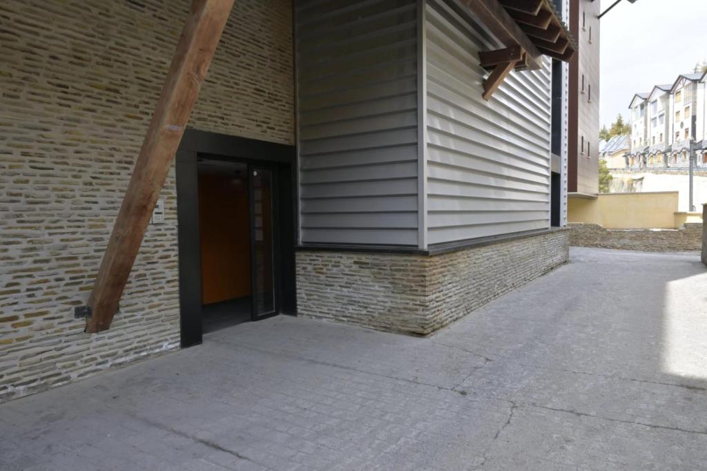 Zdjęcie z galerii obiektu Estudio Infinity con parking w mieście Sierra Nevada