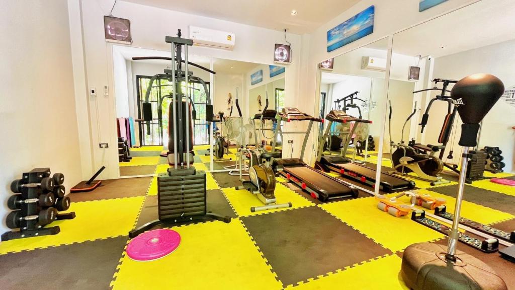 Fitness centrum a/nebo fitness zařízení v ubytování Coco Pina