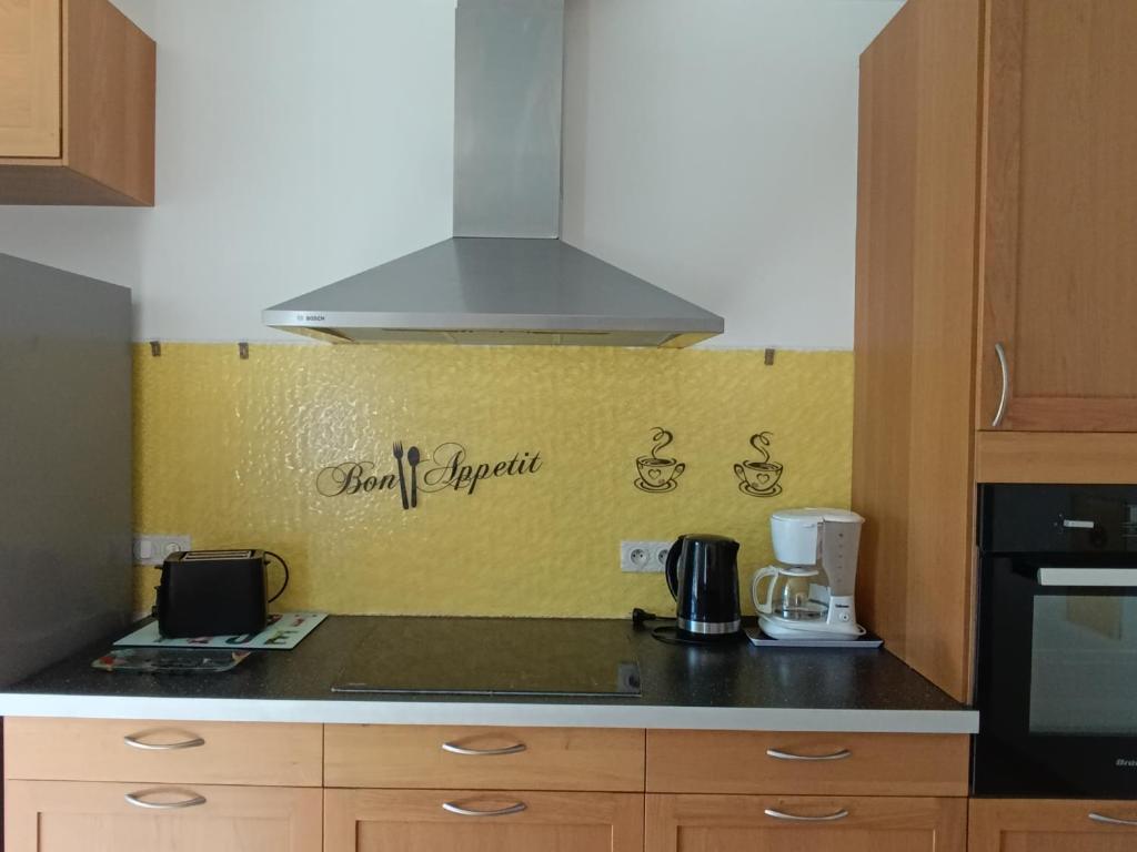 Kuchyňa alebo kuchynka v ubytovaní Maison spacieuse et agréable