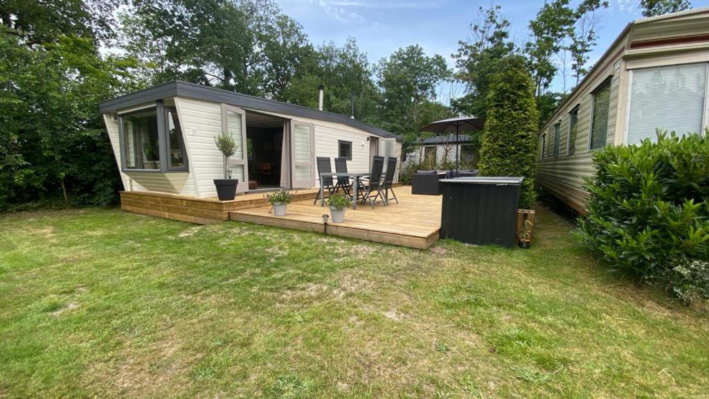 Zahrada ubytování Gemoderniseerd en modern chalet bij het bos