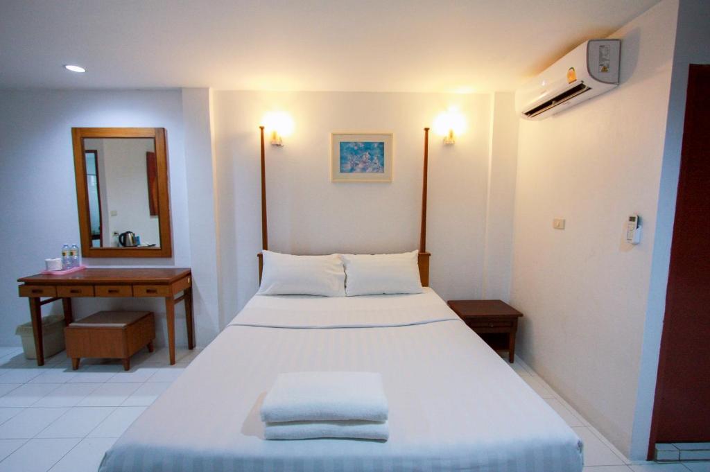 18 Coins Budget Hotel - Resim 8