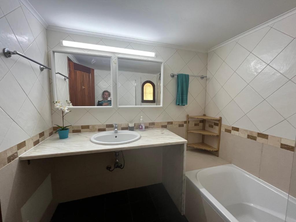 Koupelna v ubytování Villa Amarela