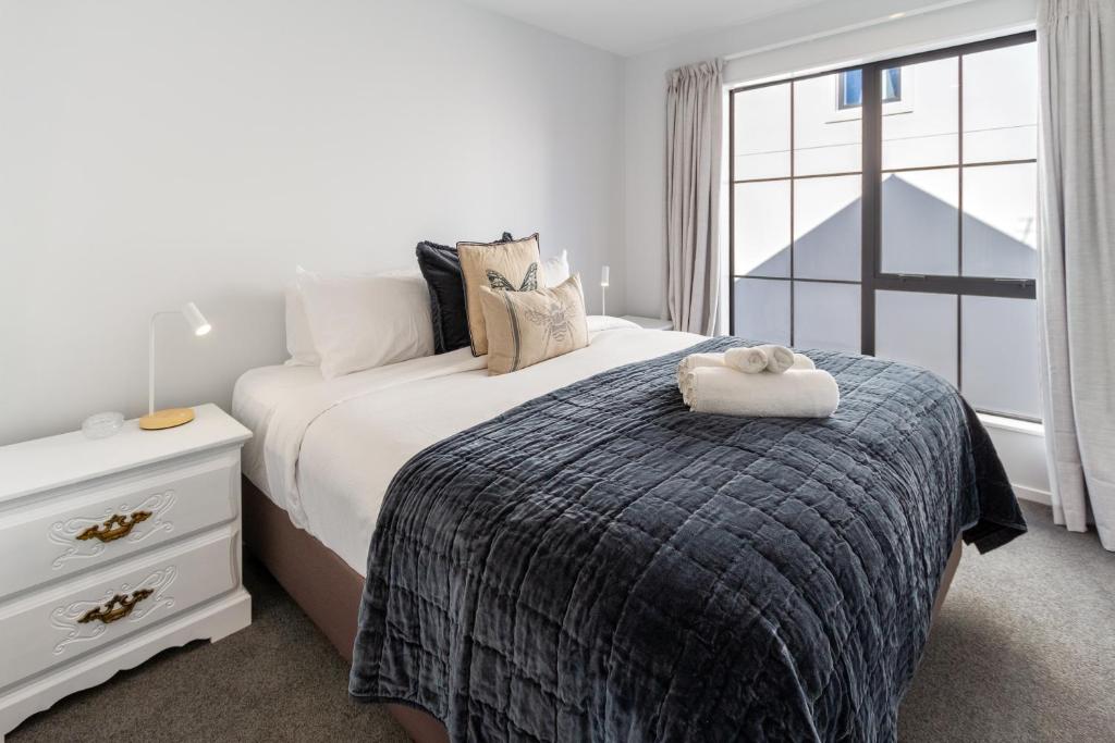 Character Meets Comfort, 2-Bedroom City Townhouse - Resim 20