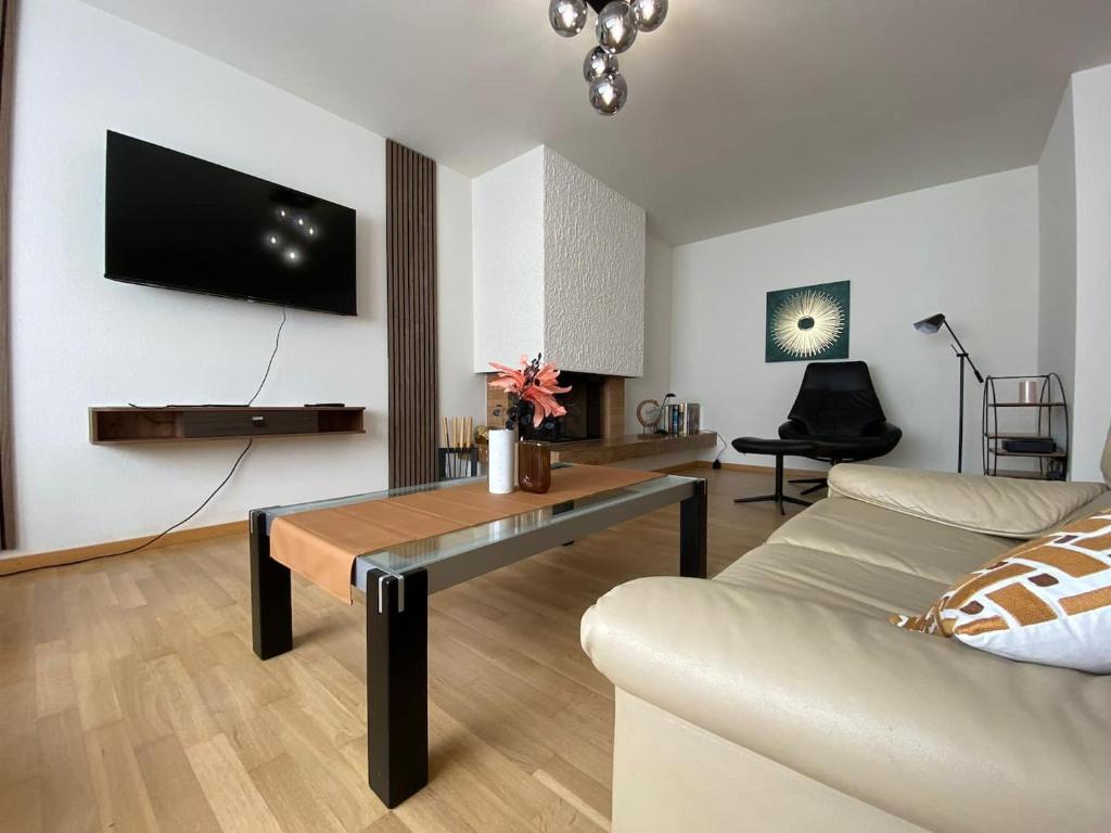 TV a/nebo společenská místnost v ubytování Apartment Arnold