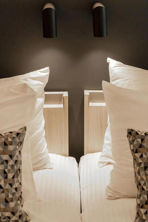 Pearl SeaBreeze Suites - 7