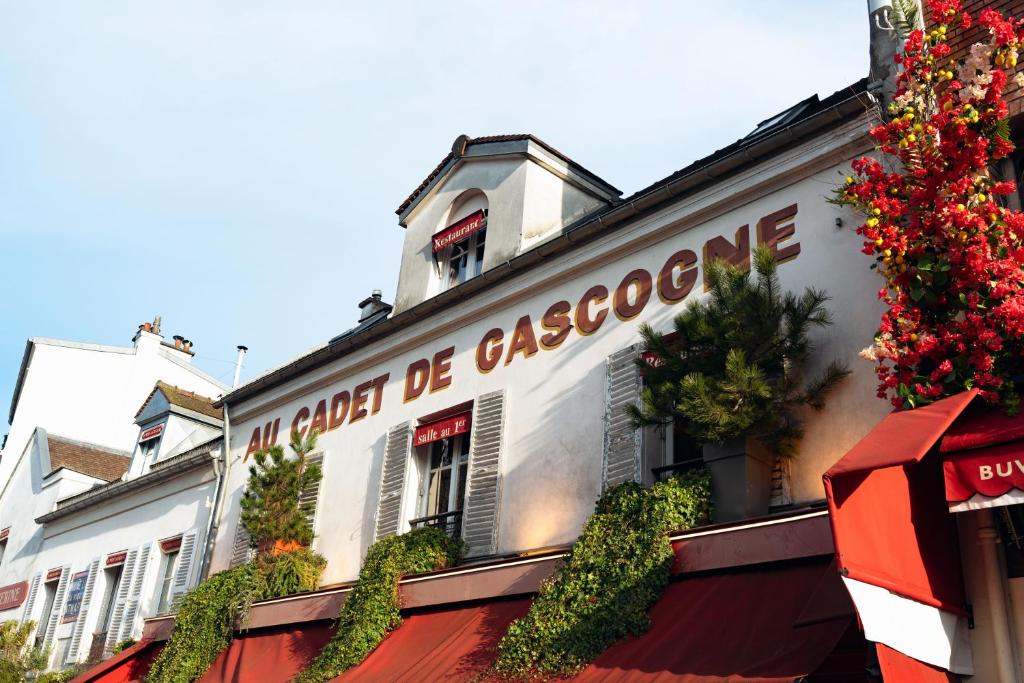 Hôtel Regyn's Montmartre - Resim 32