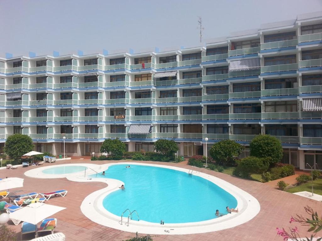 Πισίνα στο ή κοντά στο Appartamento moderno centrale WIFI Free b