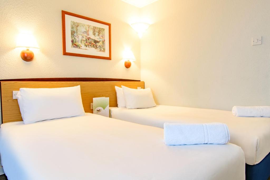 Campanile Manchester - Twin Room