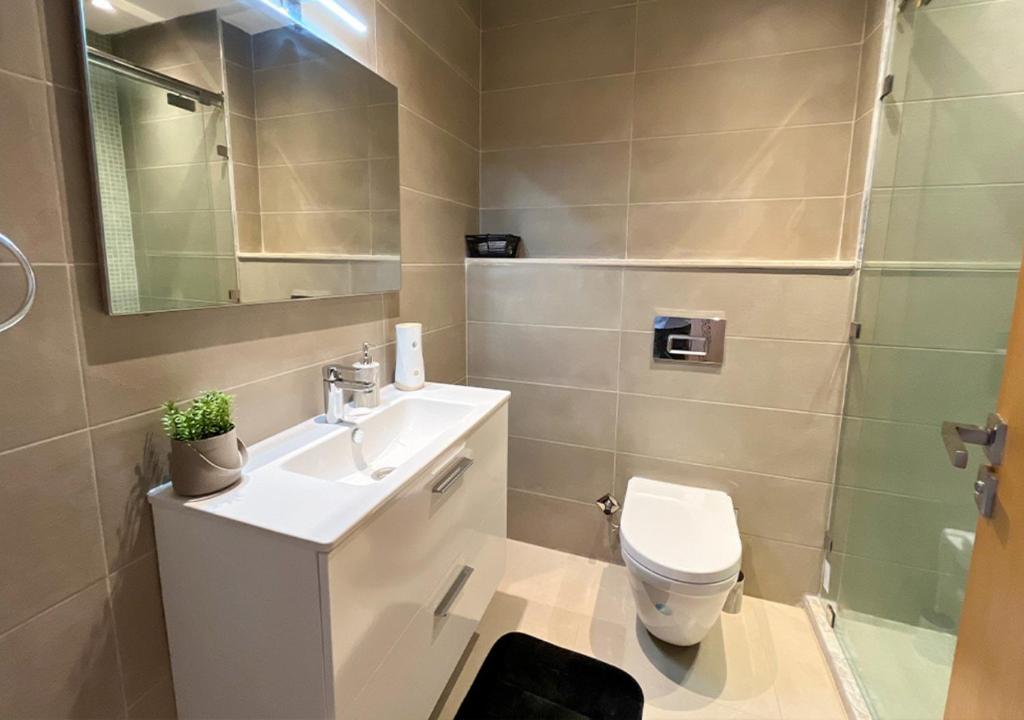 Koupelna v ubytování Harmonie Kénitra Grand Appartement 3 Chambres Tout Confort