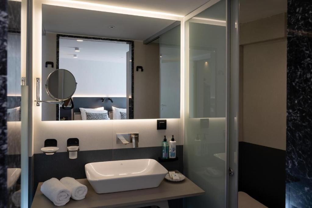 Pearl SeaBreeze Suites - 10