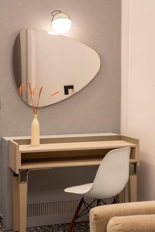 Pearl SeaBreeze Suites - 18