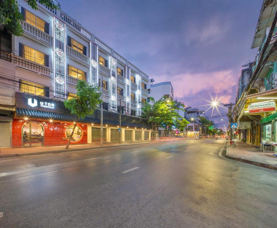 U TOR Yaowarat - Resim 1