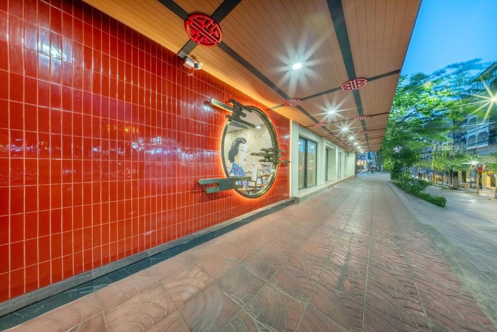 U TOR Yaowarat - Resim 19