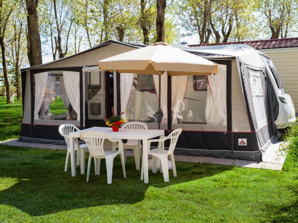 Zahrada ubytování Punta Falconera camping & village