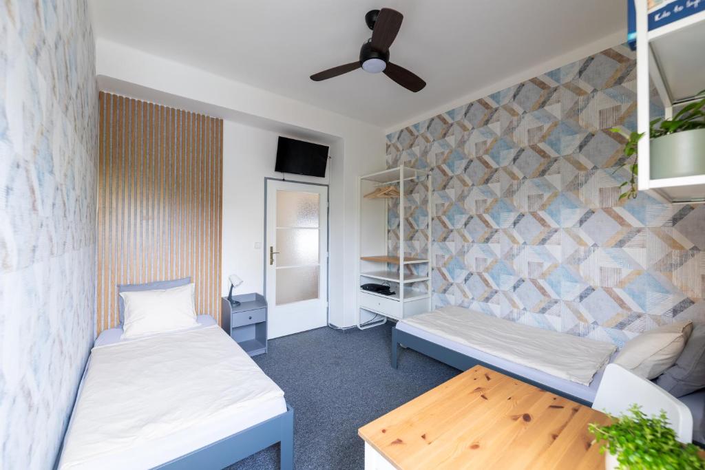 VOUSATÁ DÁMA - PS3 - Parking free - 2