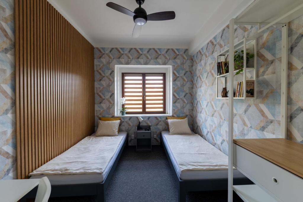 VOUSATÁ DÁMA - PS3 - Parking free - 5