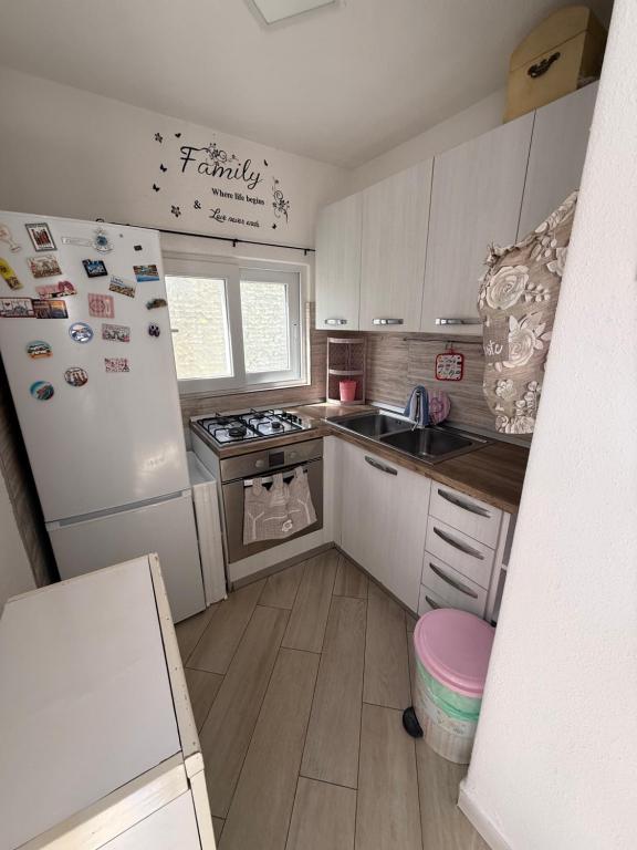 Kuchyň nebo kuchyňský kout v ubytování Fantasy House Ischia