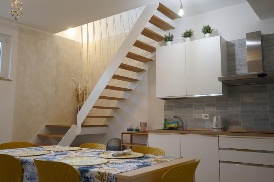 Casa Ella