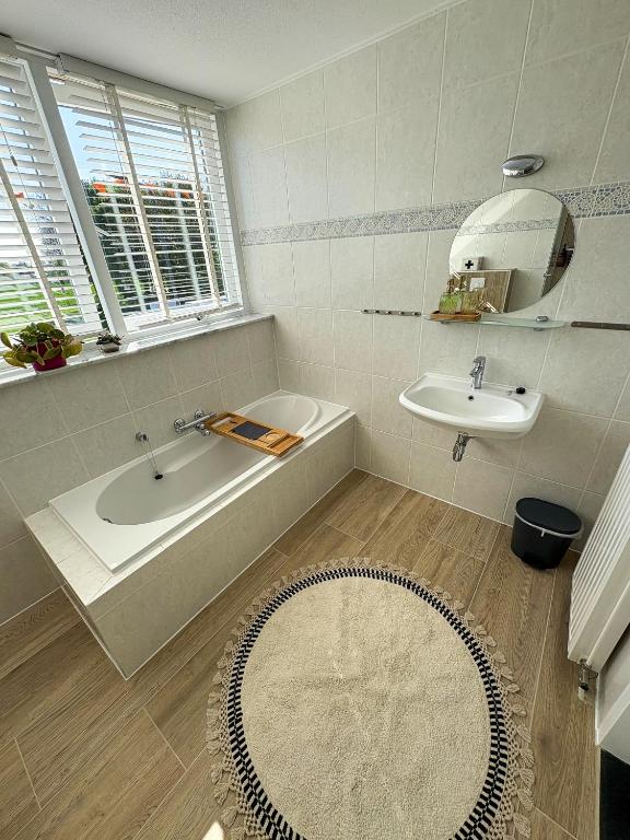 Koupelna v ubytování B&B Dijkhuis