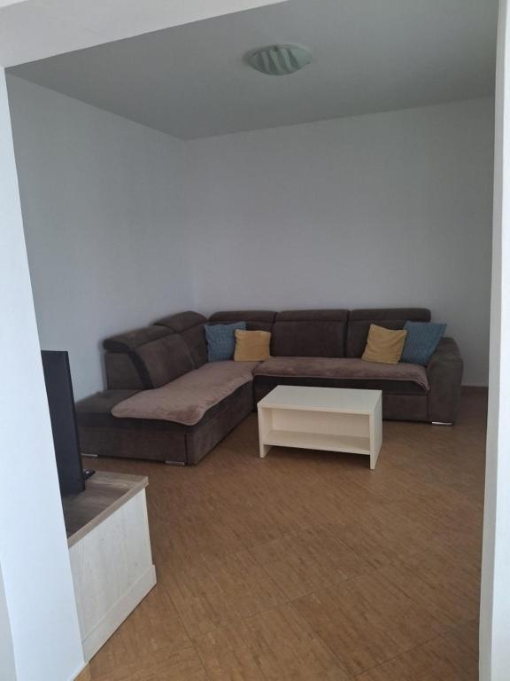 Posedenie v ubytovaní Seaview Apartments Kampor 3708