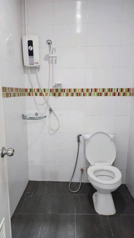 Jonah Hotel - Resim 38