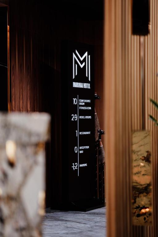Certifikát, hodnocení, plakát nebo jiný dokument vystavený v ubytování Marinaj Hotel & SPA