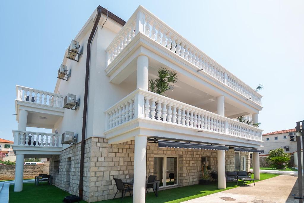 Villa Mandaroza