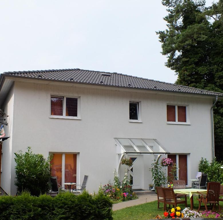 Το κτήριο όπου στεγάζεται  το διαμέρισμα